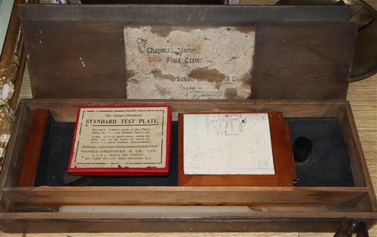 An original boxed Chapman Jones plate tester, manufactured by Sanger Shepherd & Co.